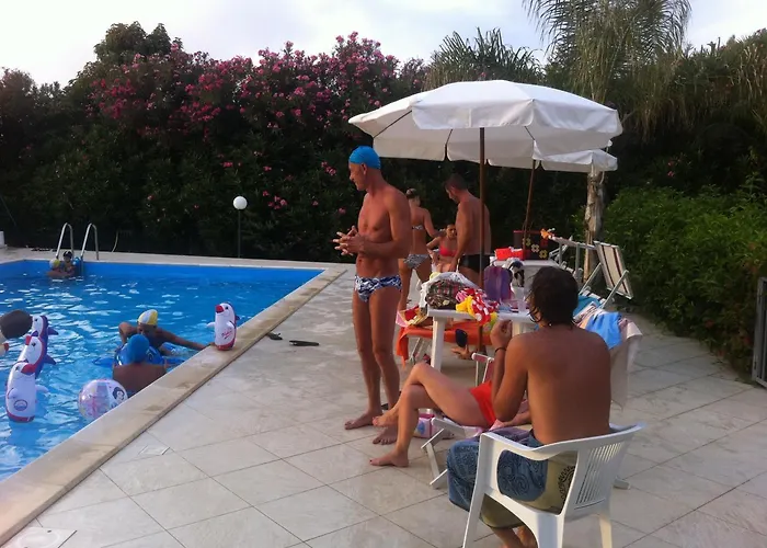 Aparthotel C'era Volta 4*